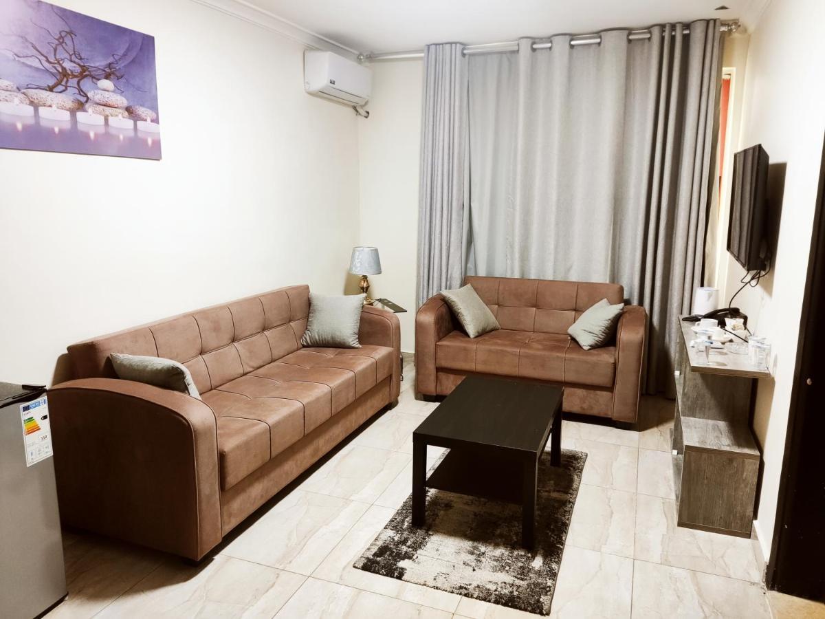 Golden Plaza Hotel Amman Exterior photo